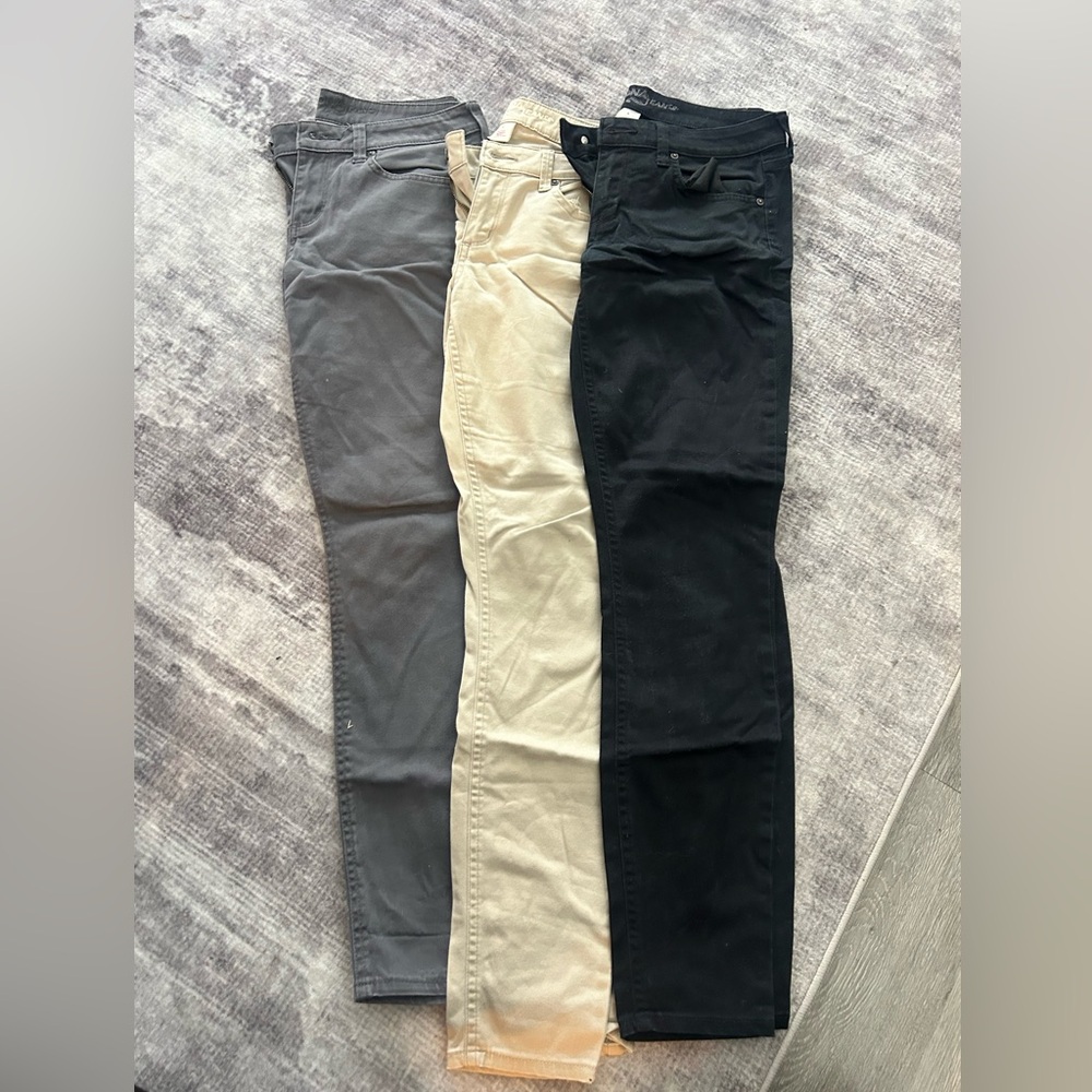 Arizona khaki junior size 5